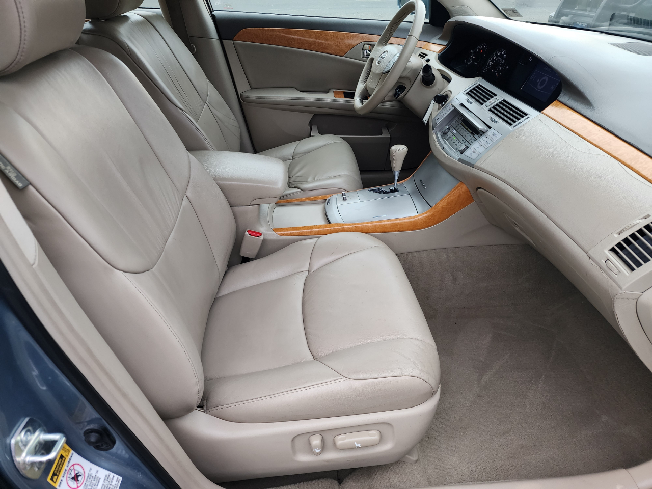 Toyota Avalon XLS 4D Sedan 2007