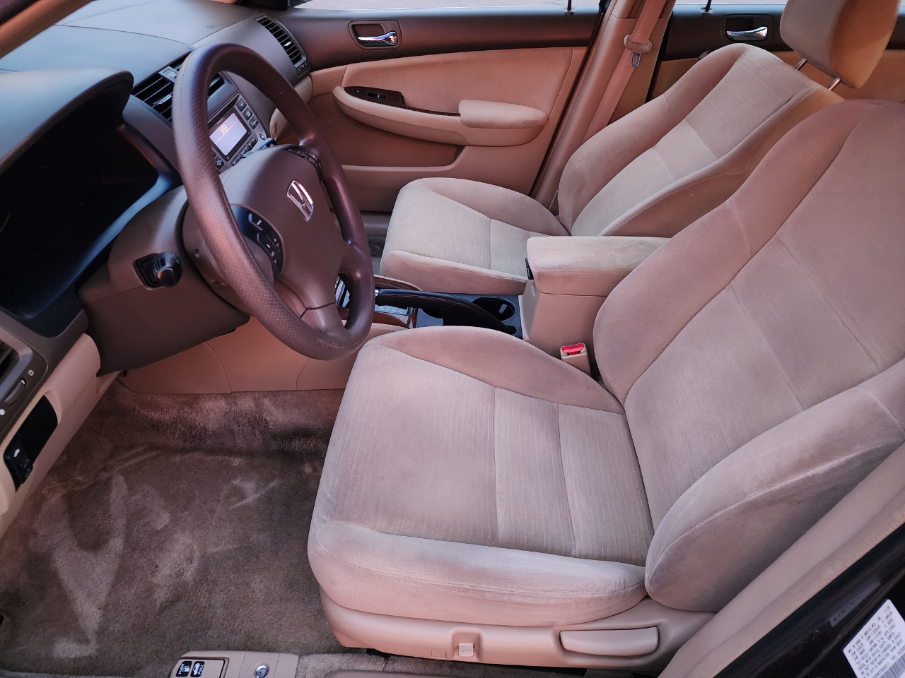 Honda Accord EX-L Sedan AT with Navigation and XM Radio 2006