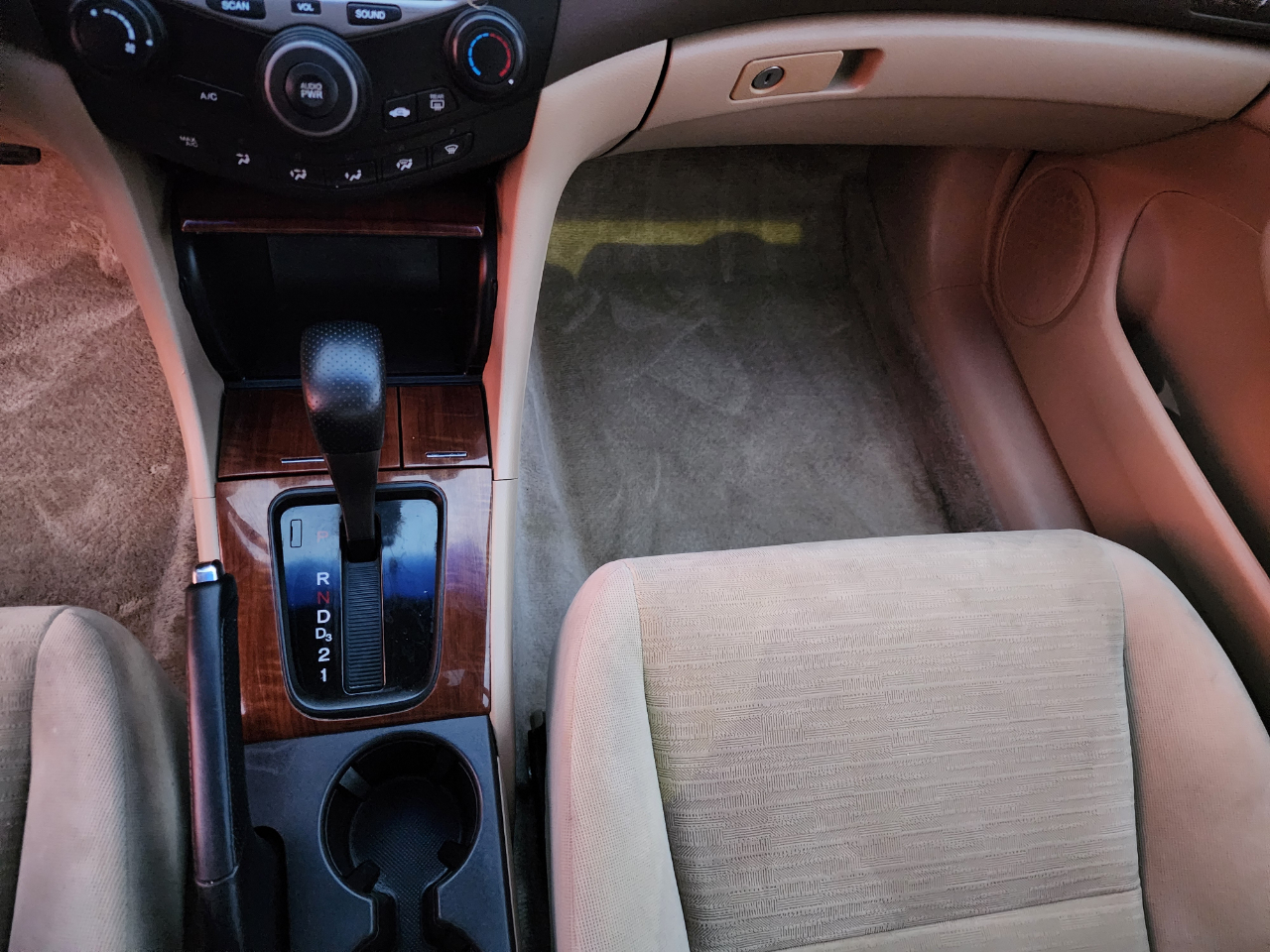 Honda Accord EX-L Sedan AT with Navigation and XM Radio 2006