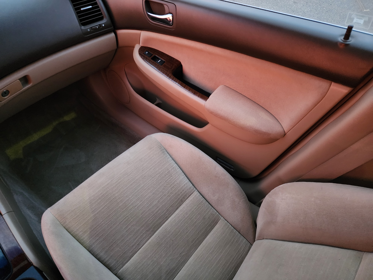 Honda Accord EX-L Sedan AT with Navigation and XM Radio 2006