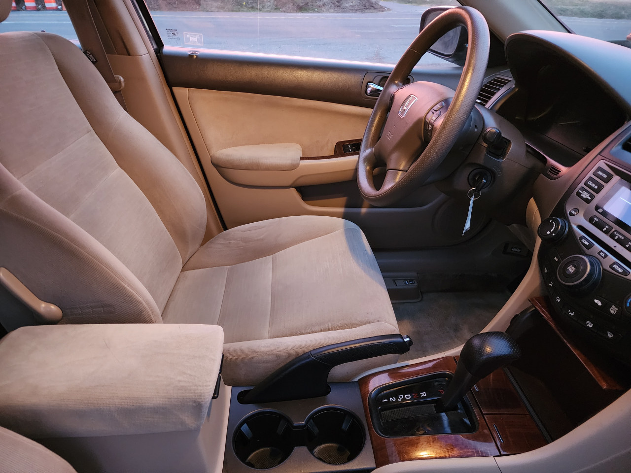 Honda Accord EX-L Sedan AT with Navigation and XM Radio 2006