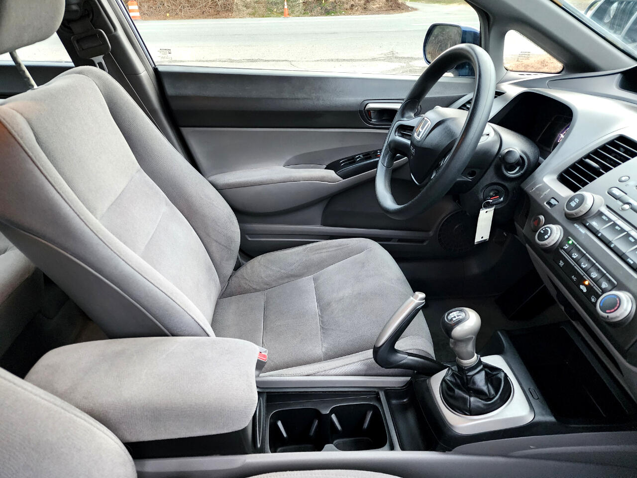 Honda Civic LX Sedan 5-Speed MT 2008