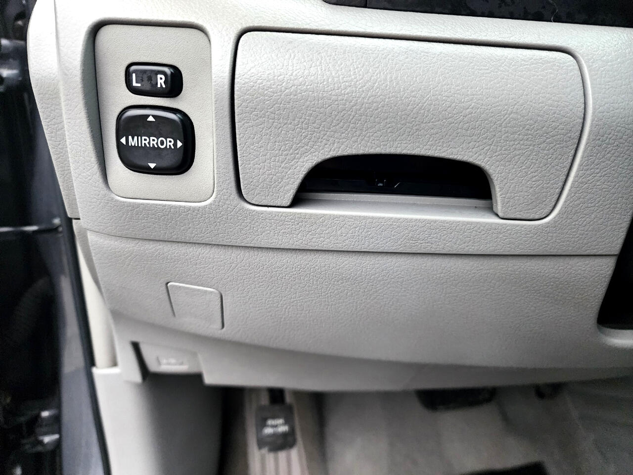 Toyota Camry XLE 5-Spd AT 2009