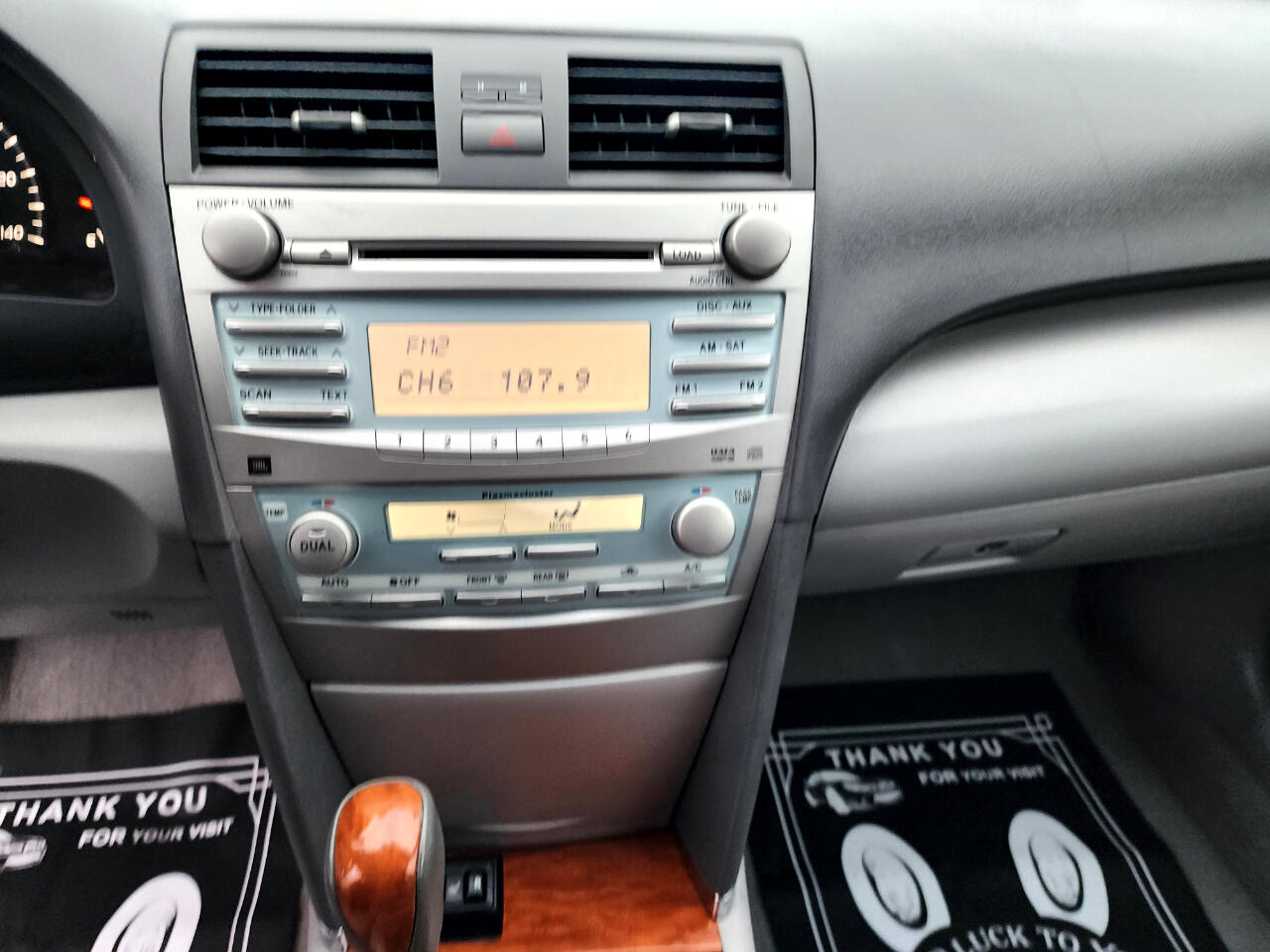 Toyota Camry XLE 5-Spd AT 2009