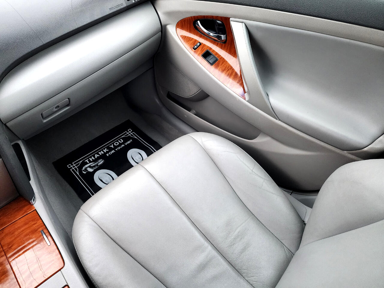 Toyota Camry XLE 5-Spd AT 2009