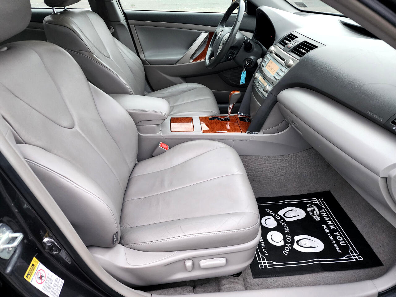 Toyota Camry XLE 5-Spd AT 2009