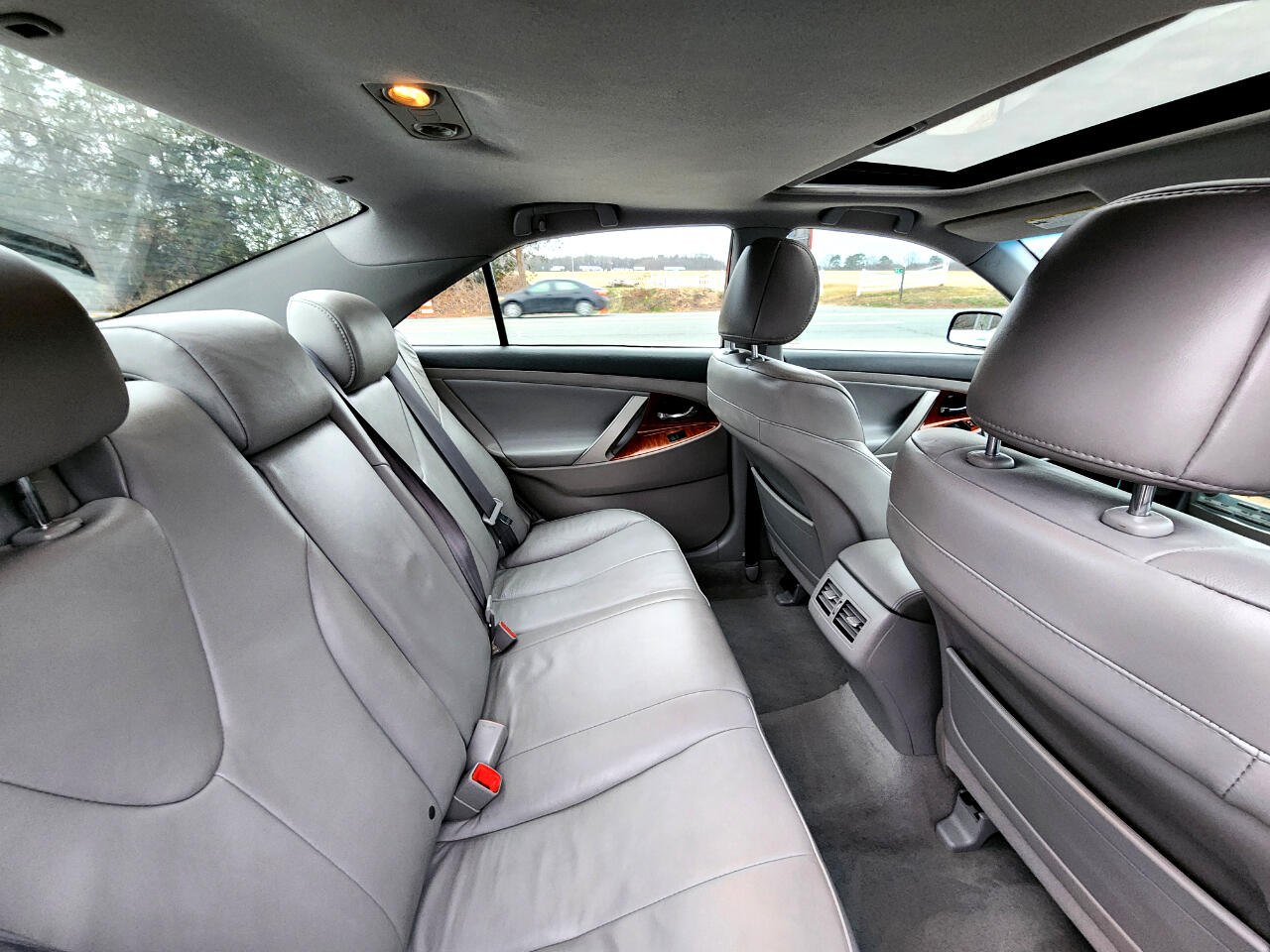 Toyota Camry XLE 5-Spd AT 2009