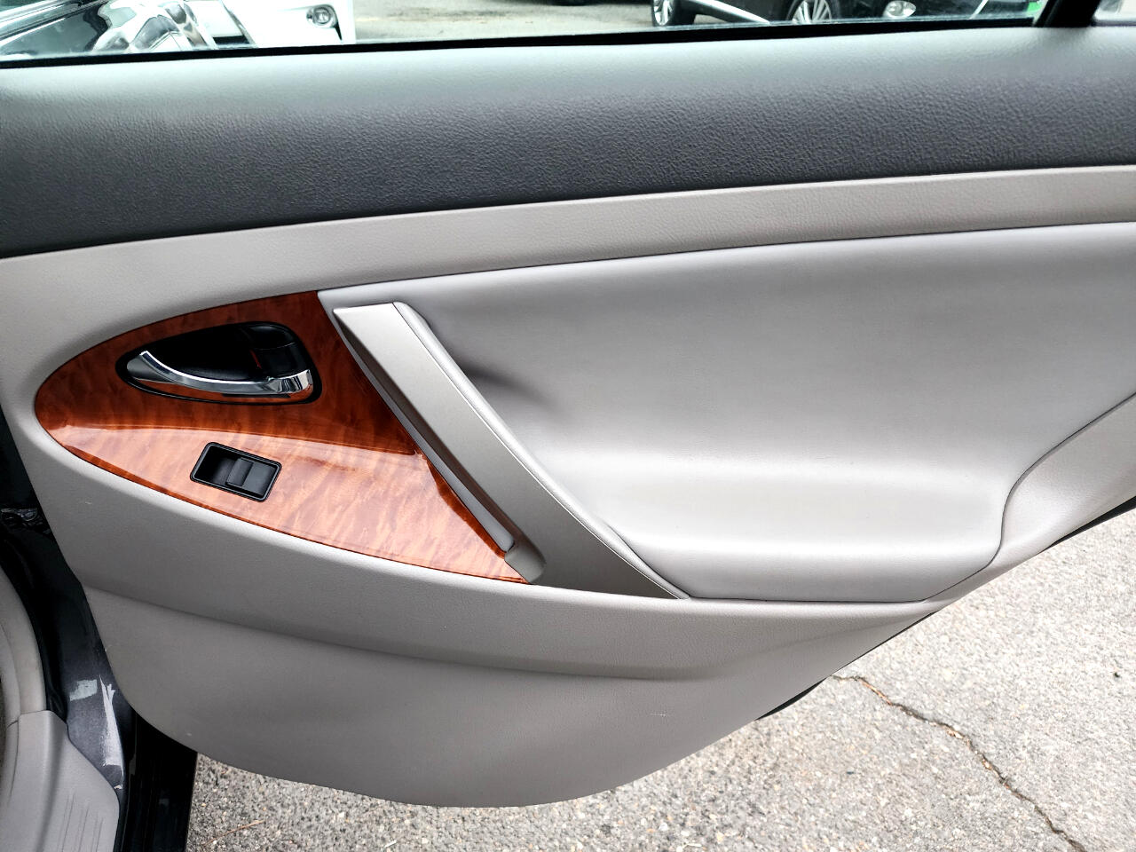 Toyota Camry XLE 5-Spd AT 2009