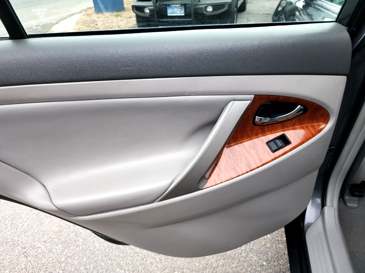 Toyota Camry XLE 5-Spd AT 2009