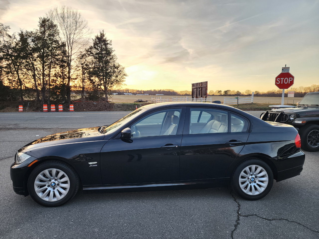 BMW 3-Series 328xi 2009