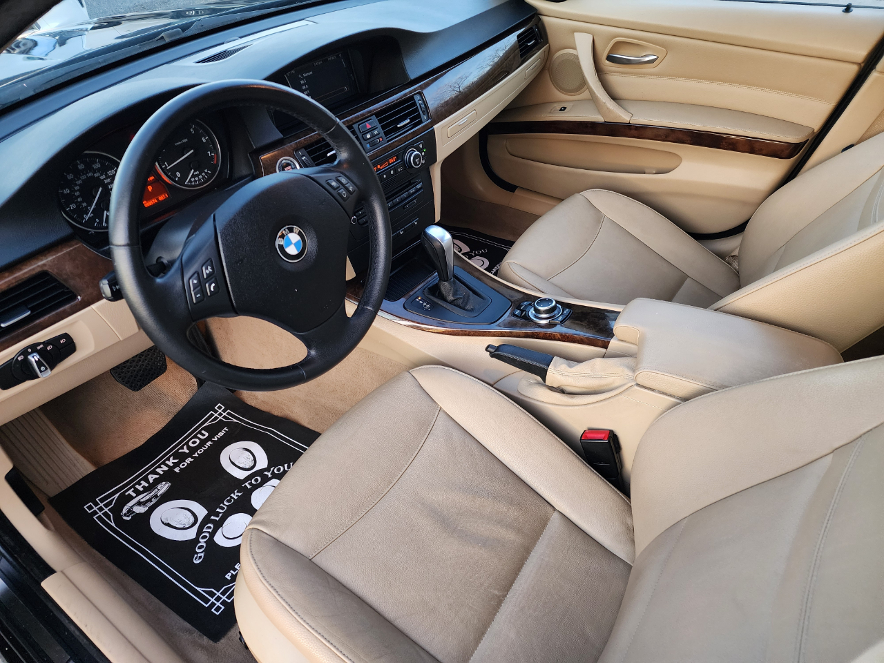 BMW 3-Series 328xi 2009
