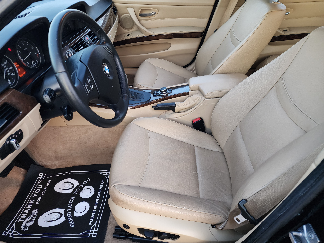 BMW 3-Series 328xi 2009