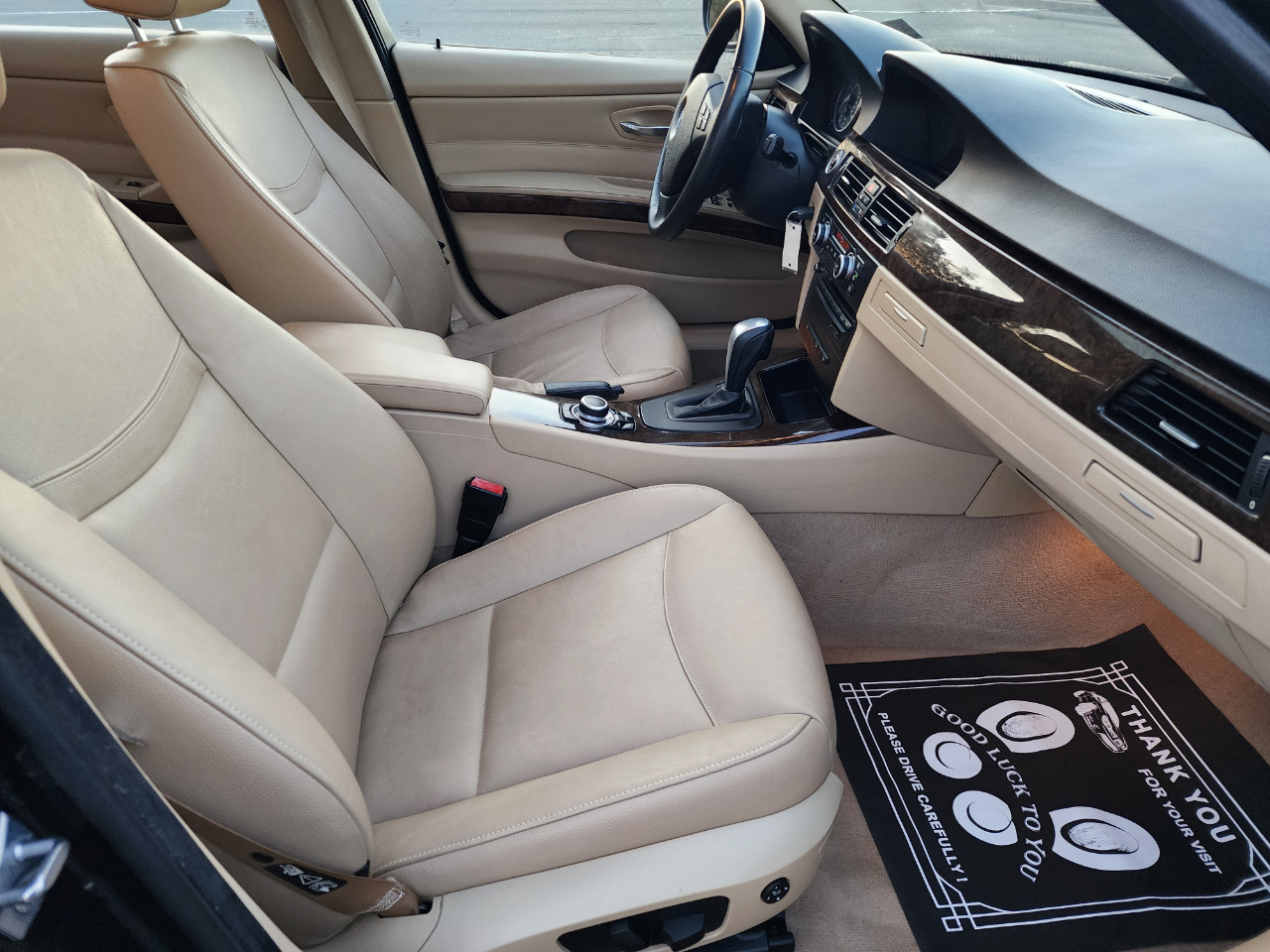 BMW 3-Series 328xi 2009