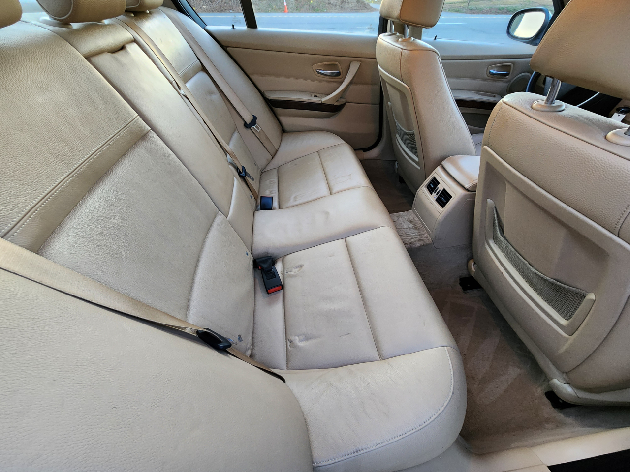 BMW 3-Series 328xi 2009