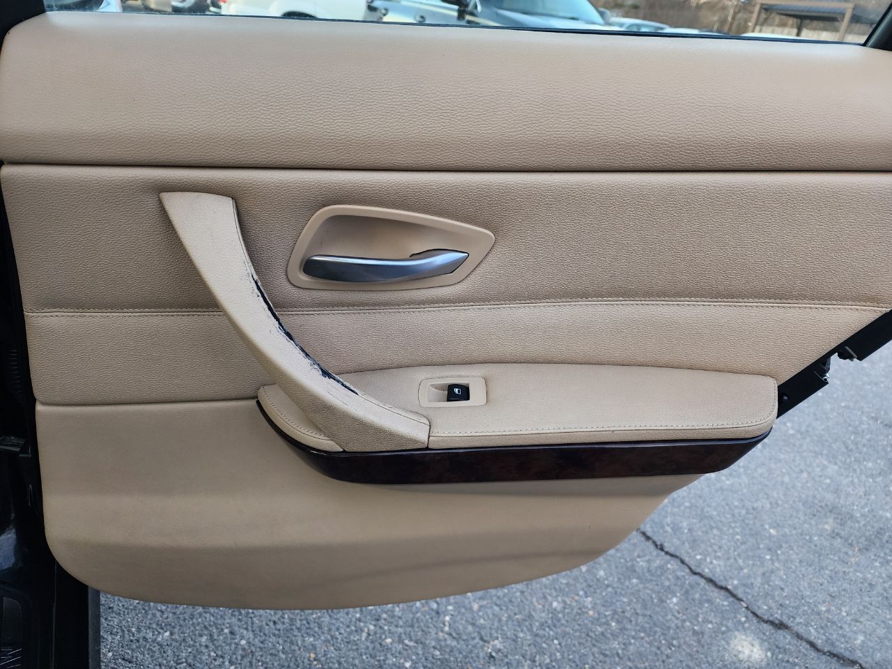 BMW 3-Series 328xi 2009