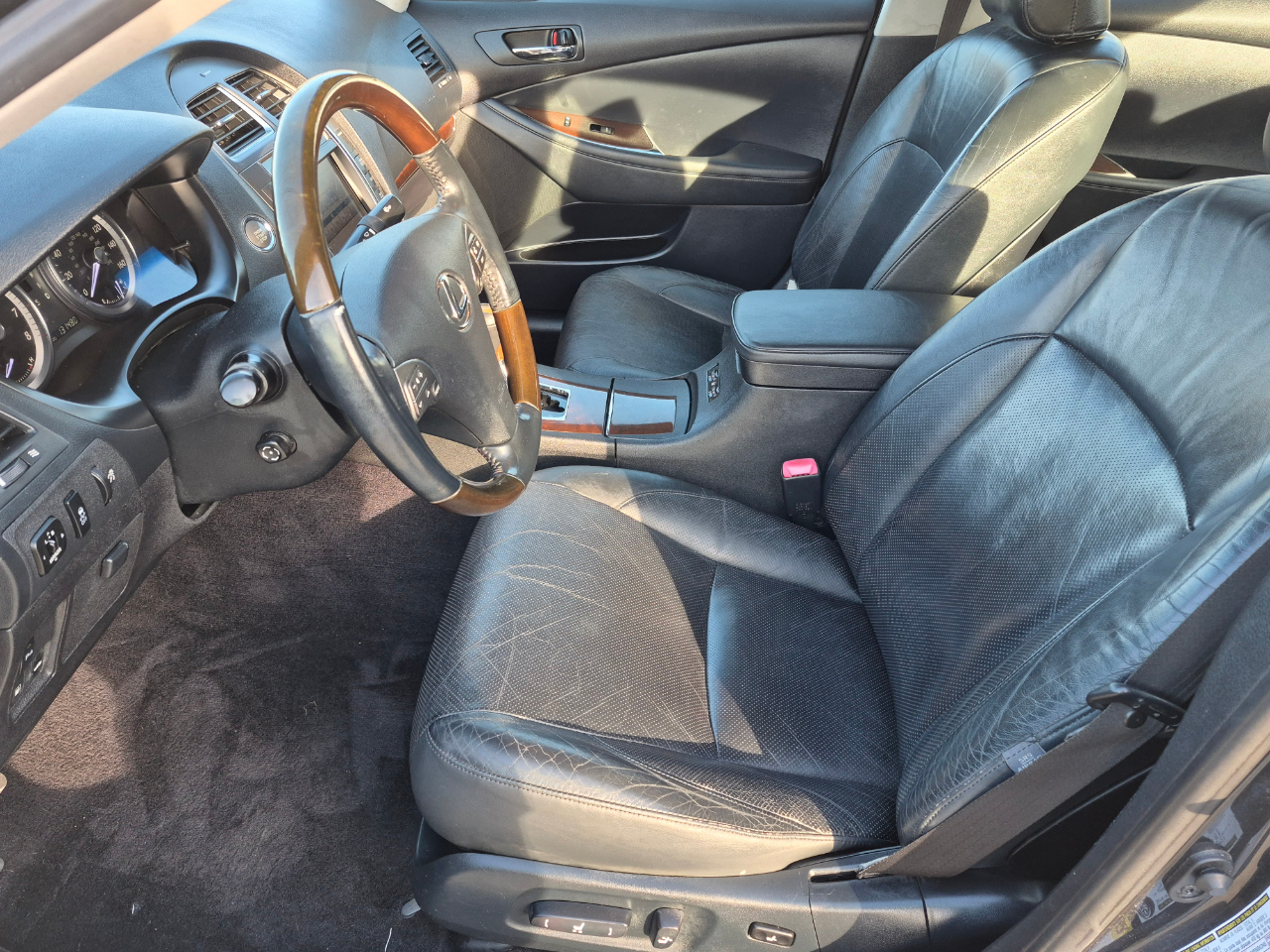 Lexus ES 350 Sedan 2010