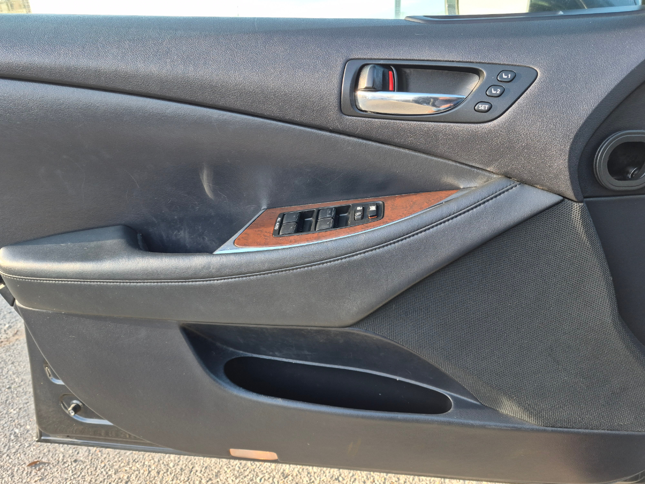 Lexus ES 350 Sedan 2010