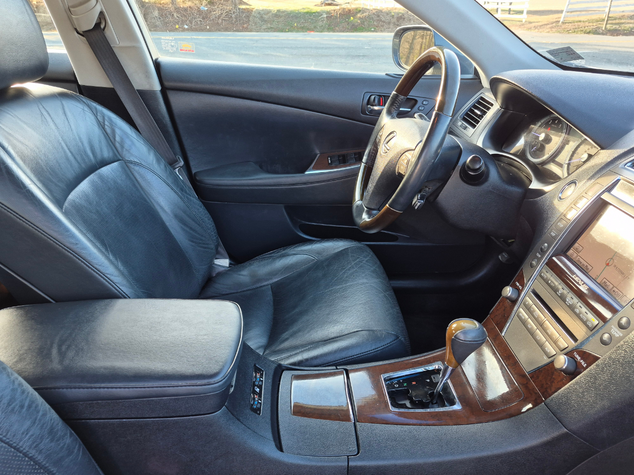 Lexus ES 350 Sedan 2010