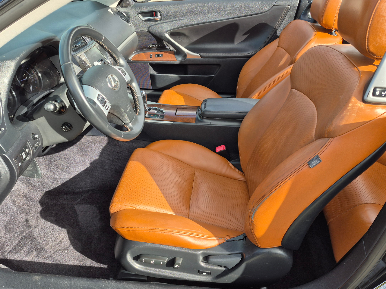 Lexus IS 250C 2dr Conv 2011