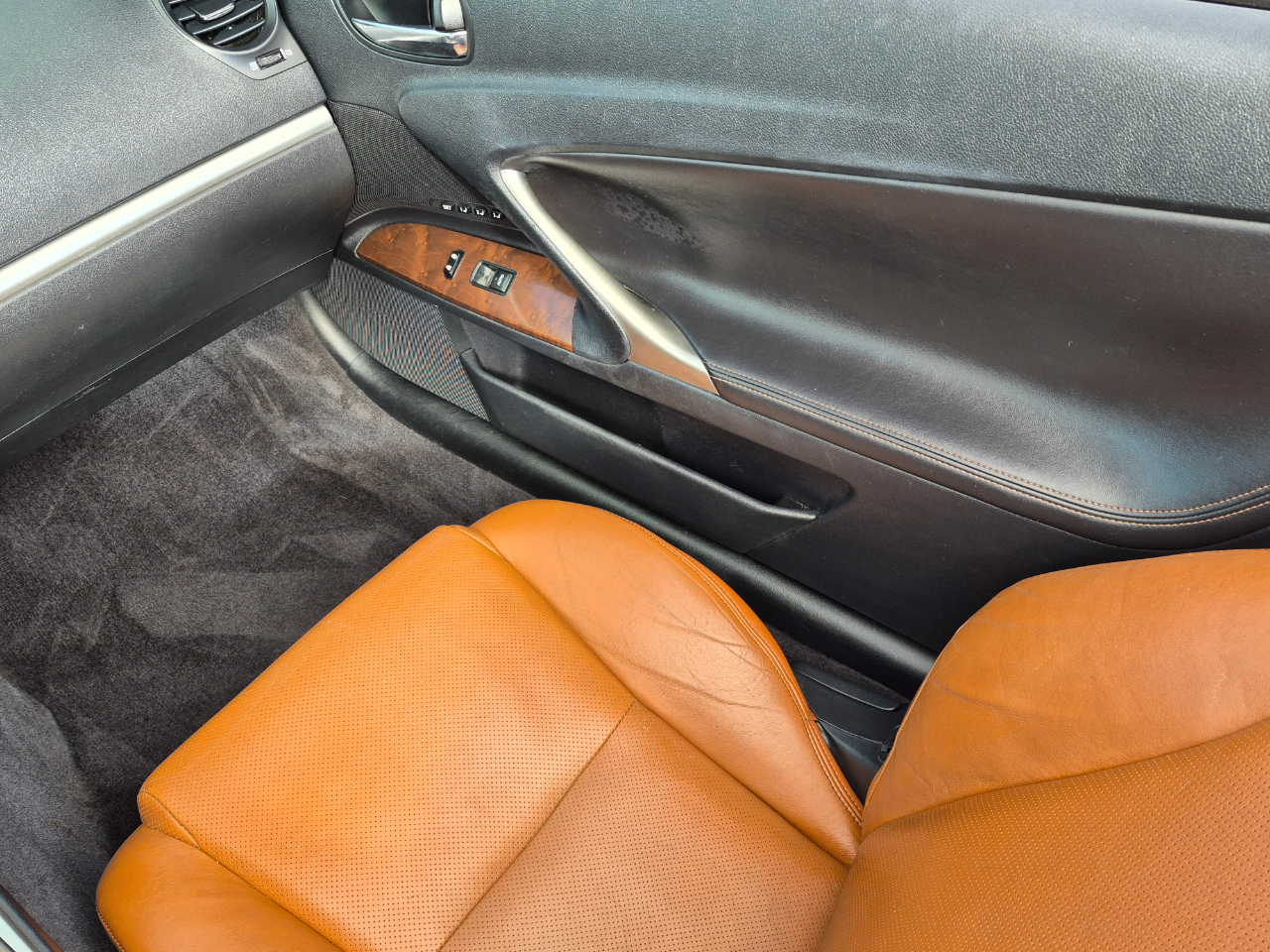 Lexus IS 250C 2dr Conv 2011