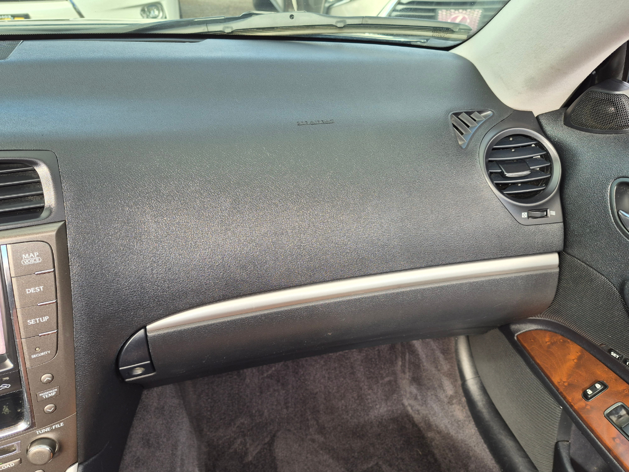 Lexus IS 250C 2dr Conv 2011