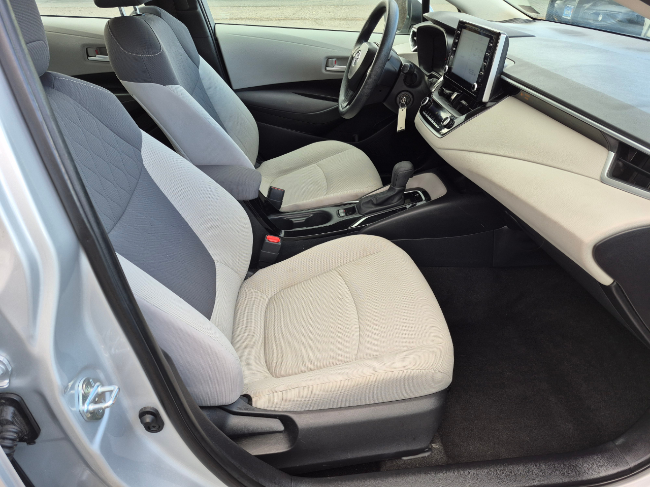 Toyota Corolla LE 2020