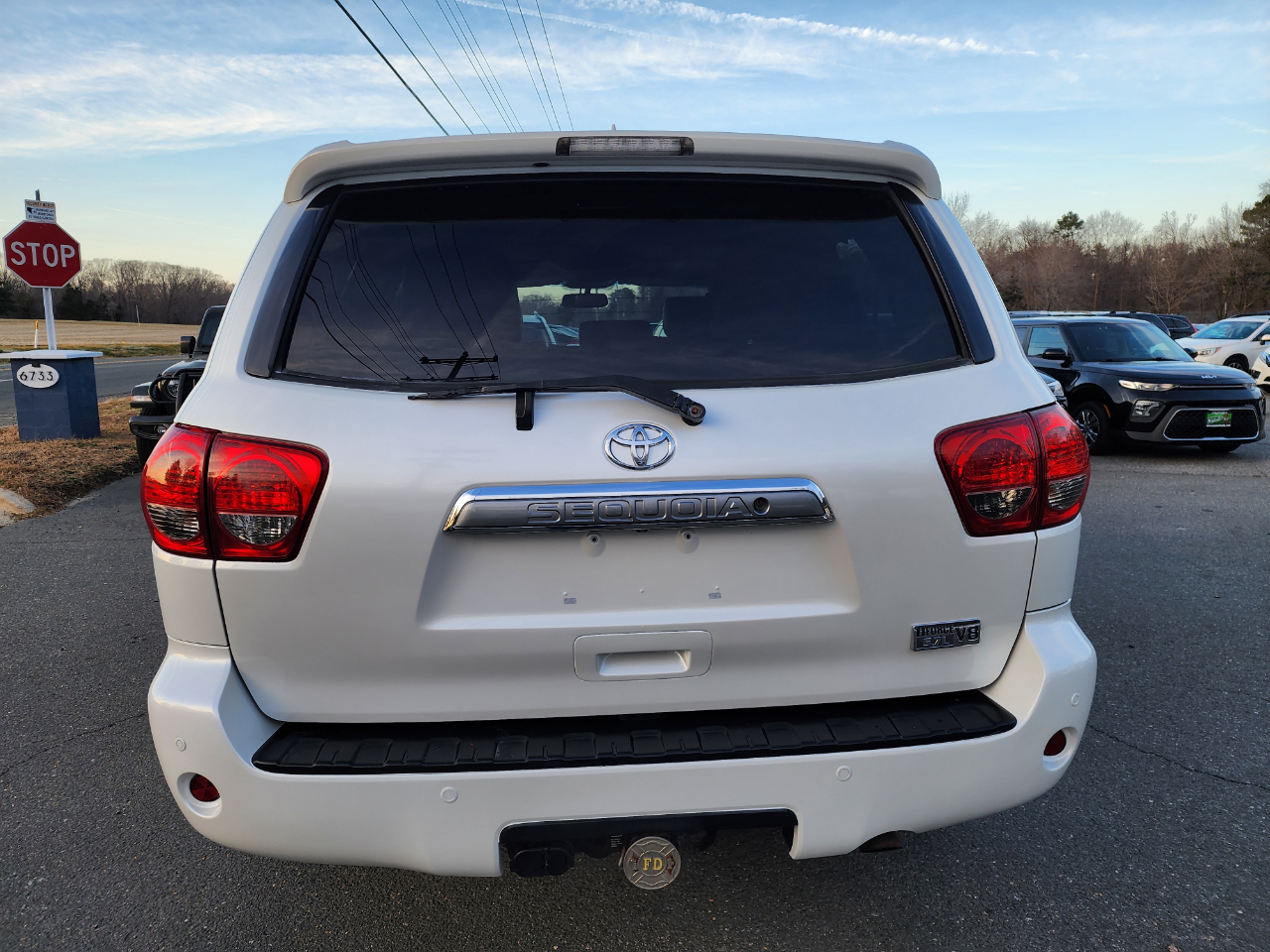 Toyota Sequoia Plantium 4WD 2013