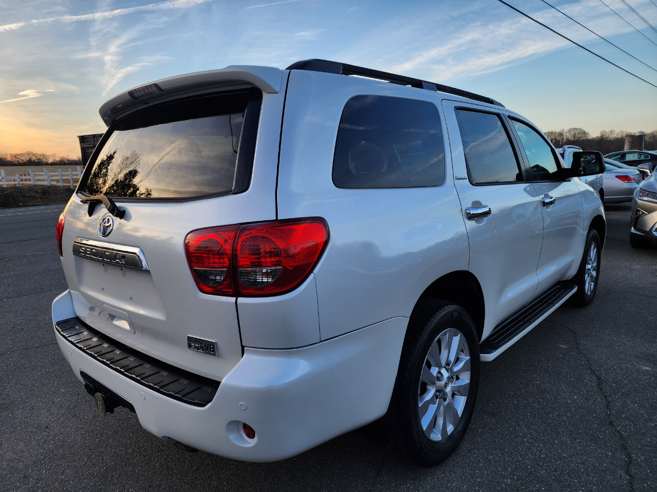 Toyota Sequoia Plantium 4WD 2013
