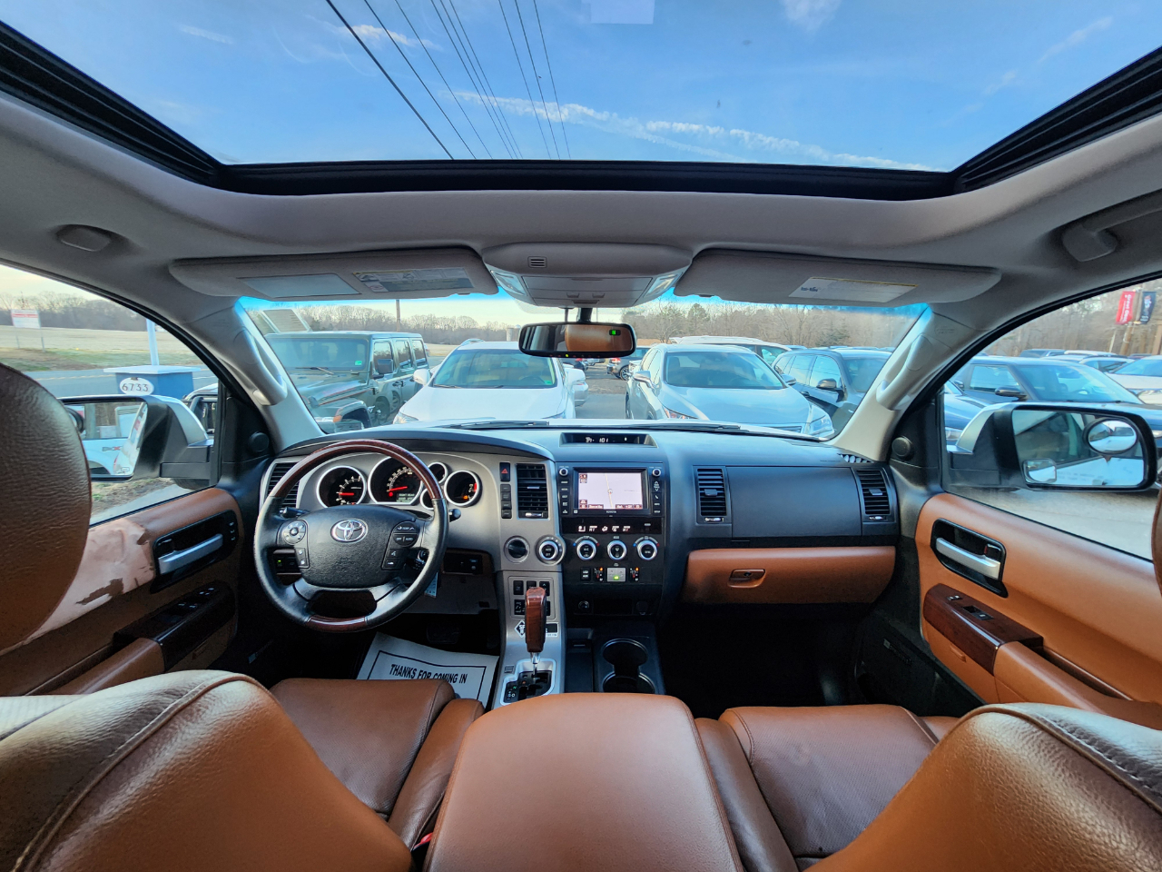 Toyota Sequoia Plantium 4WD 2013