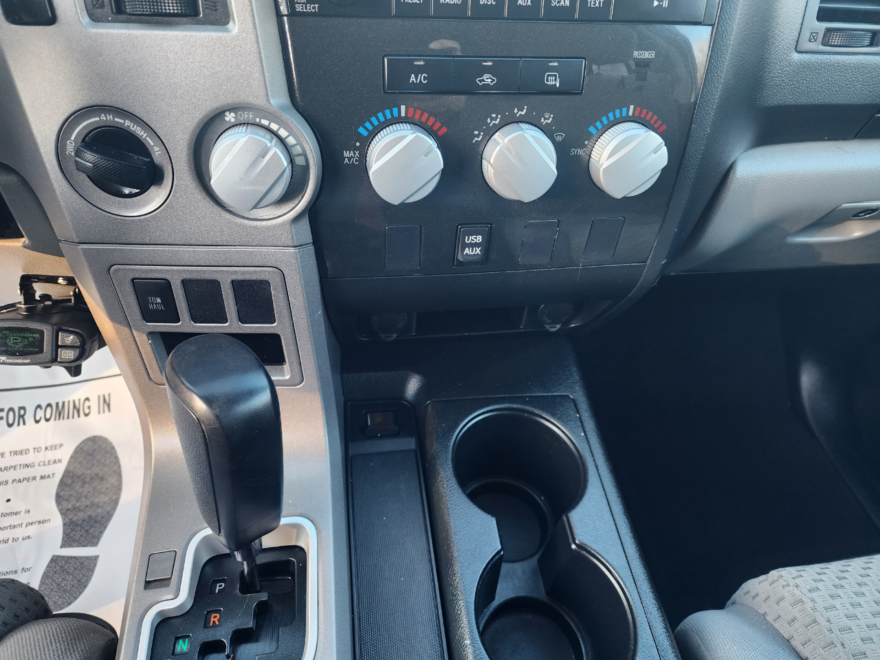 Toyota Tundra Tundra-Grade 5.7L Double Cab 4WD 2013