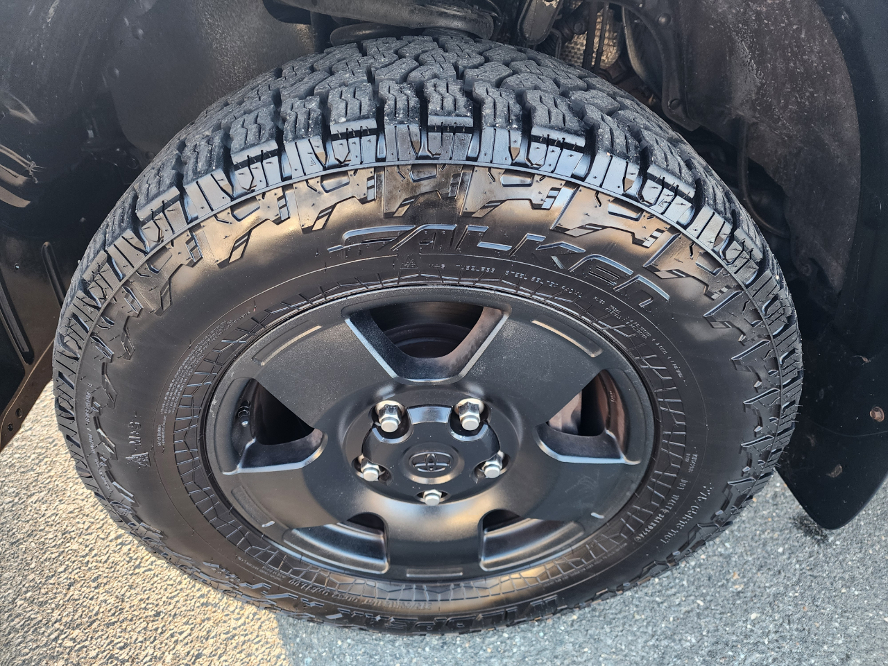 Toyota Tundra Tundra-Grade 5.7L Double Cab 4WD 2013