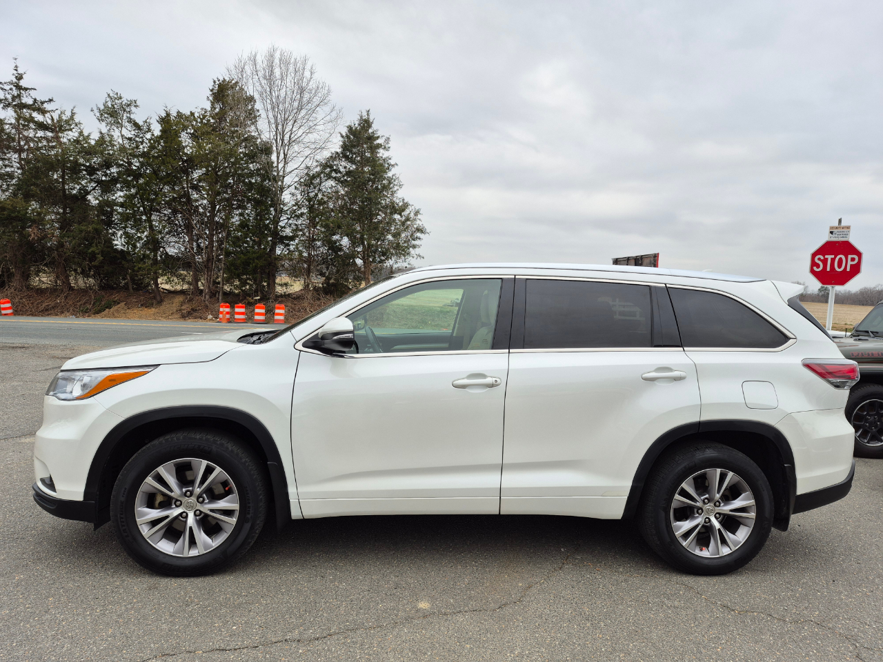 Toyota Highlander XLE AWD V6 2015