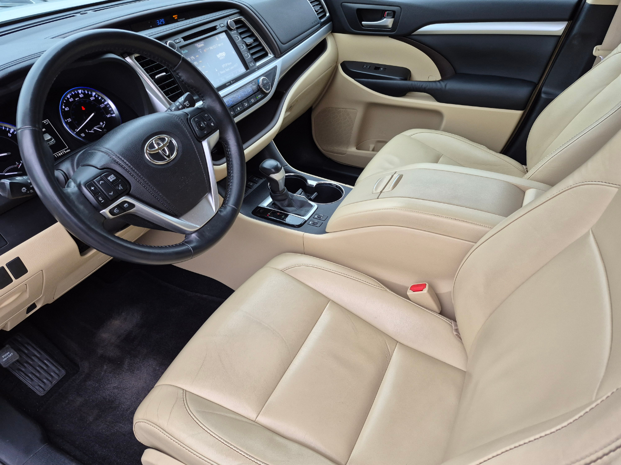 Toyota Highlander XLE AWD V6 2015