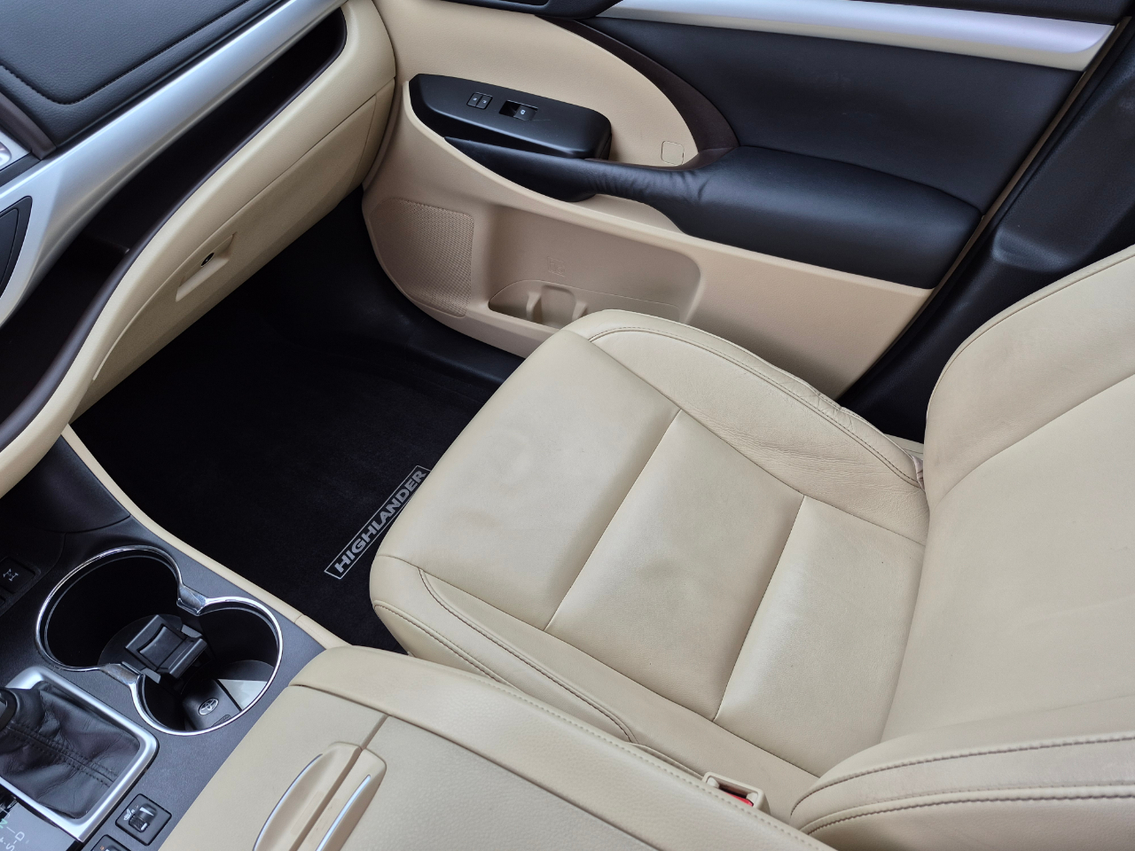 Toyota Highlander XLE AWD V6 2015