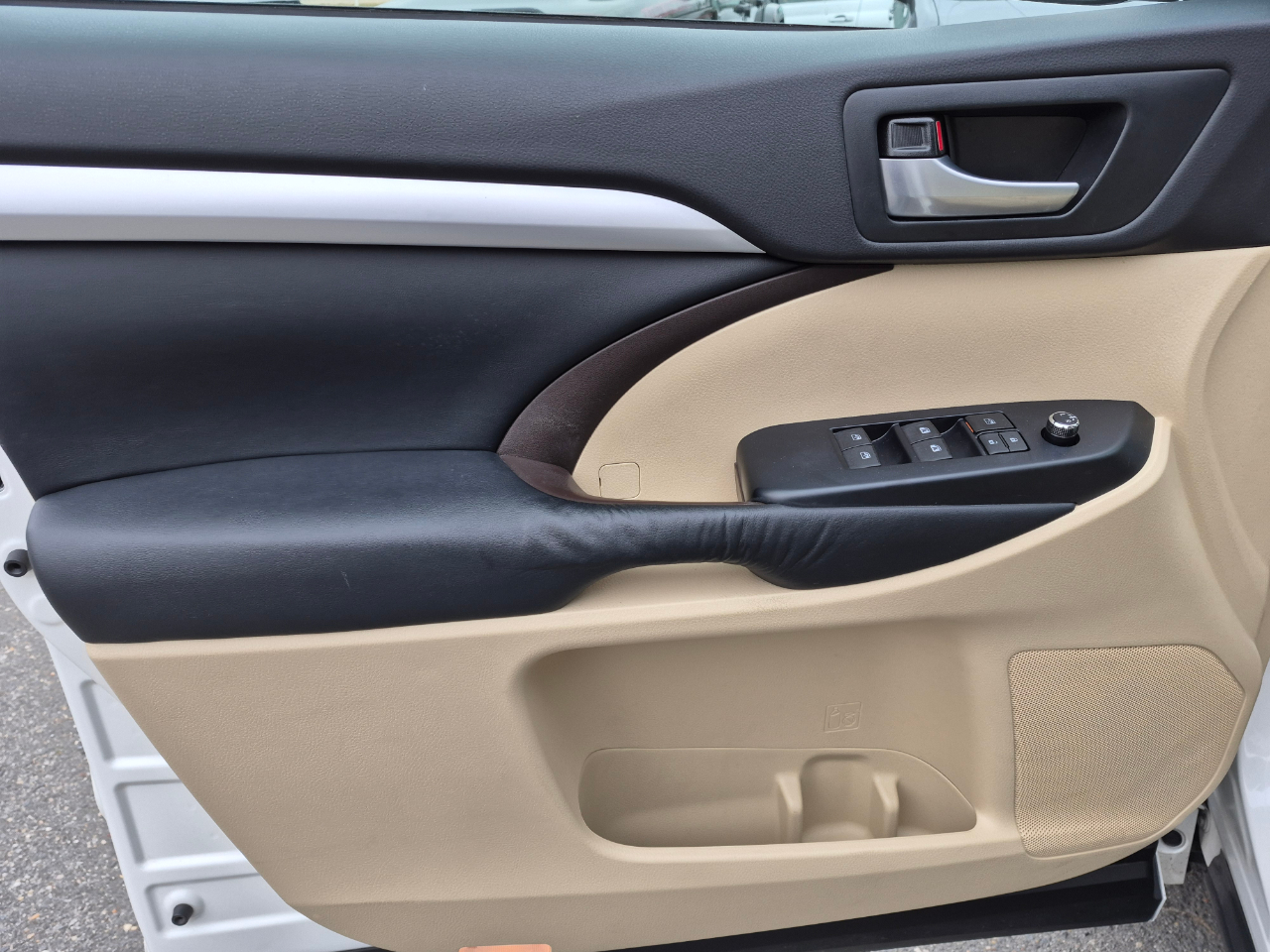 Toyota Highlander XLE AWD V6 2015