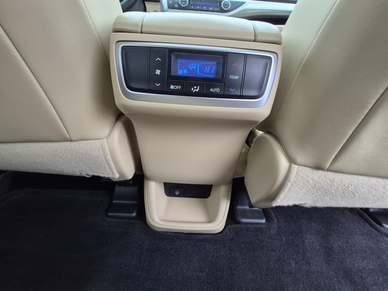 Toyota Highlander XLE AWD V6 2015