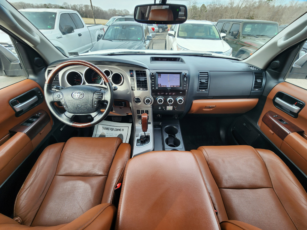 Toyota Sequoia Plantium 4WD 2013