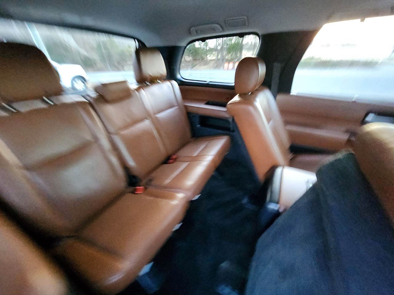 Toyota Sequoia Plantium 4WD 2013