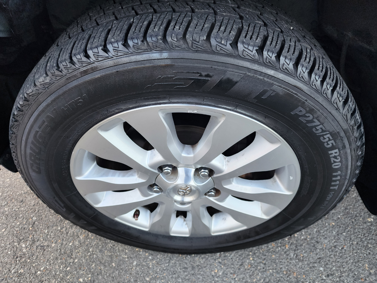 Toyota Sequoia Plantium 4WD 2013