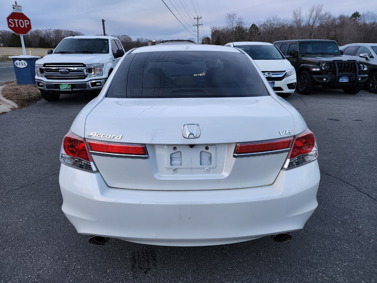 Honda Accord EX-L V6 Sedan AT 2012