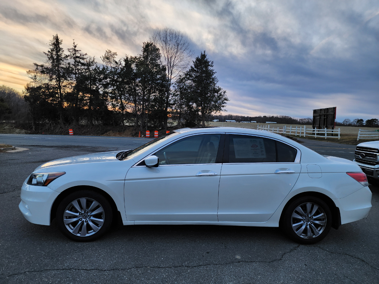 Honda Accord EX-L V6 Sedan AT 2012