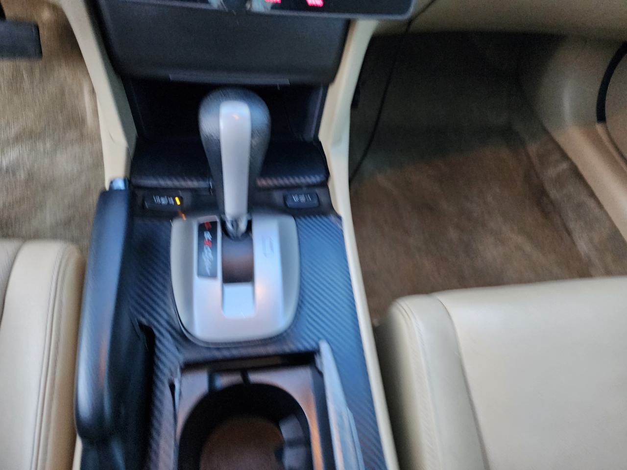 Honda Accord EX-L V6 Sedan AT 2012