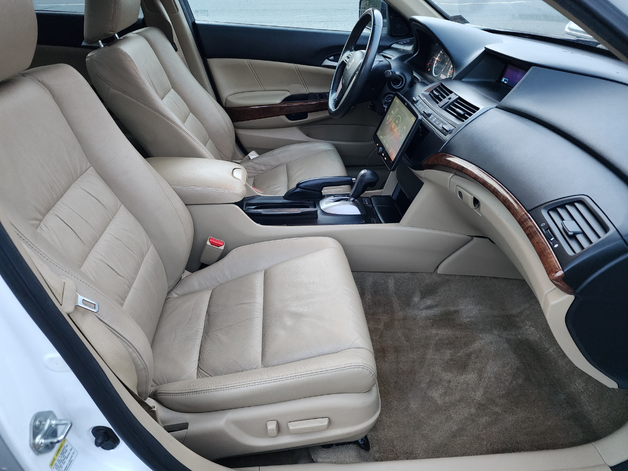 Honda Accord EX-L V6 Sedan AT 2012