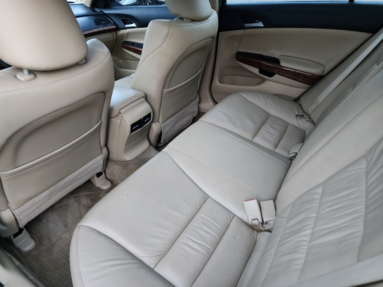 Honda Accord EX-L V6 Sedan AT 2012