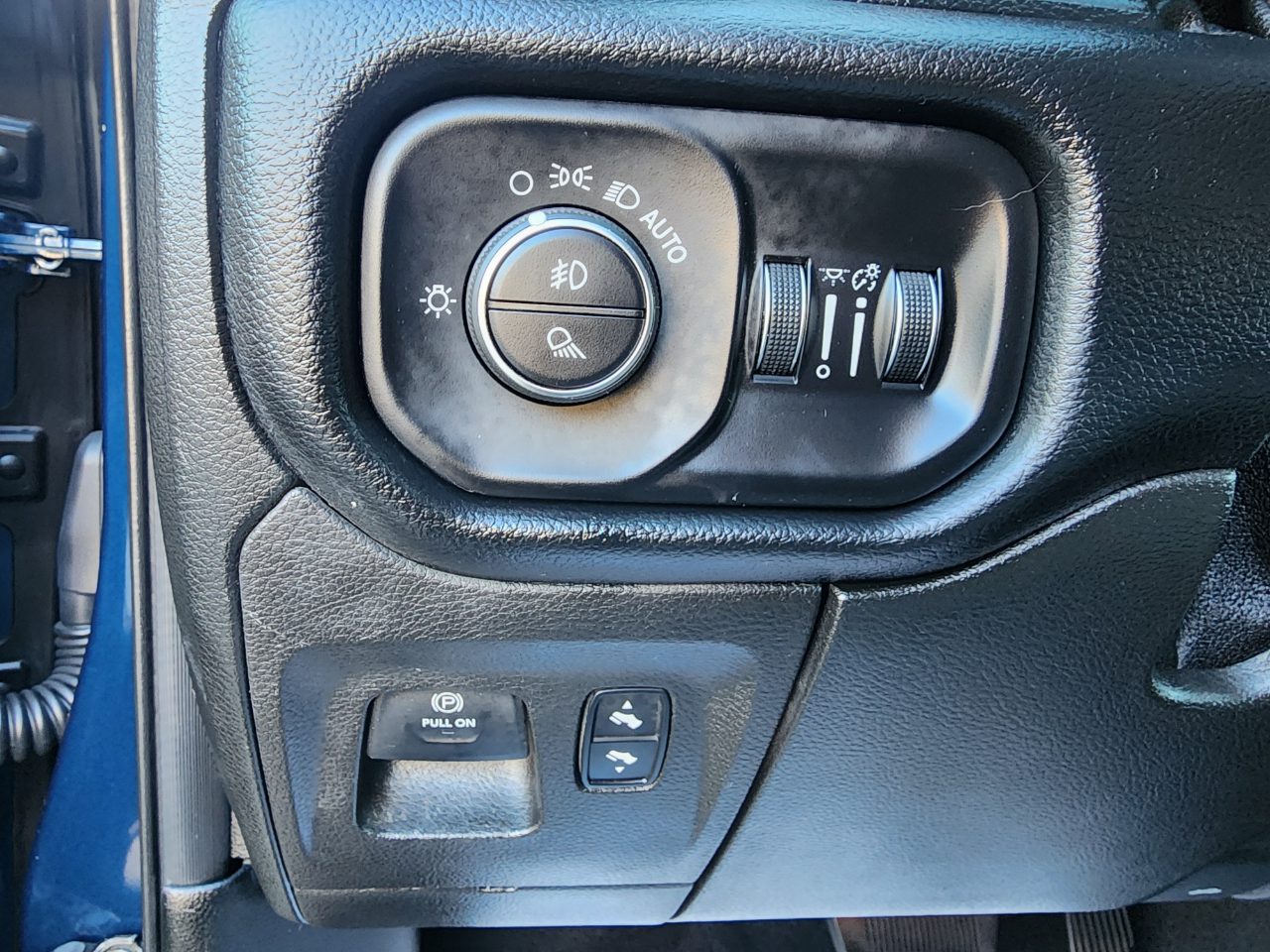 RAM 1500 Big Horn Crew Cab LWB 4WD 2019