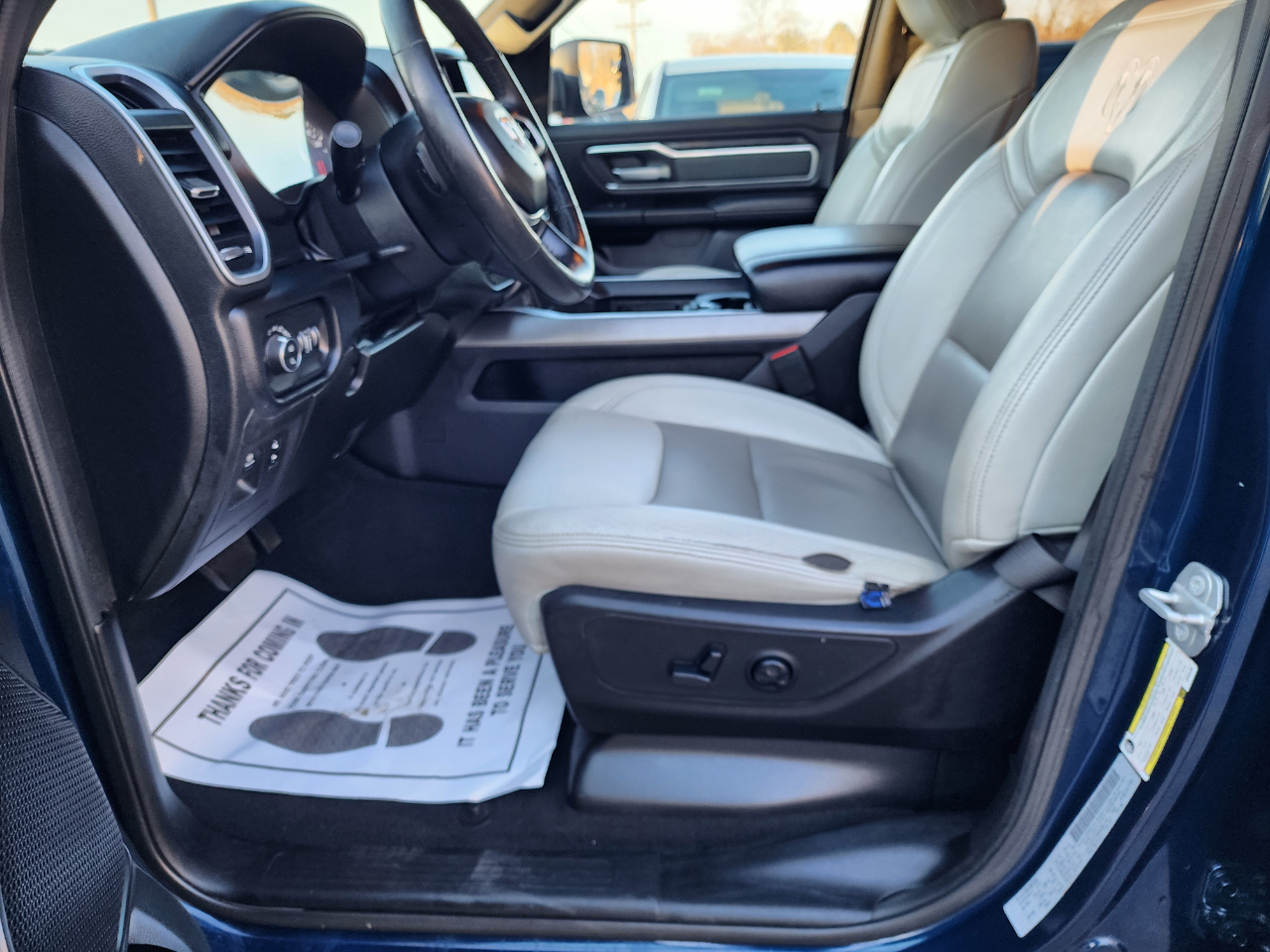 RAM 1500 Big Horn Crew Cab LWB 4WD 2019