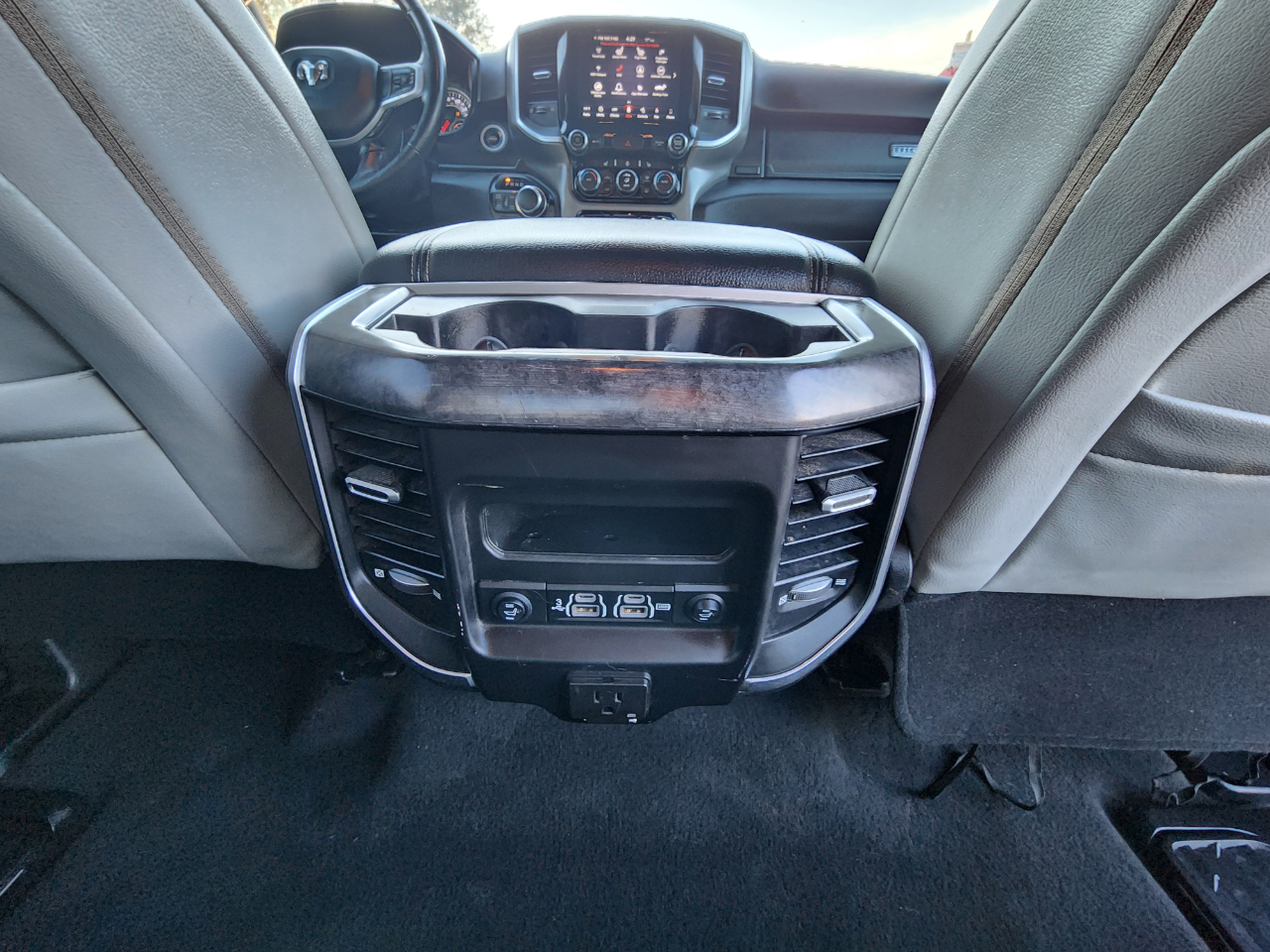 RAM 1500 Big Horn Crew Cab LWB 4WD 2019