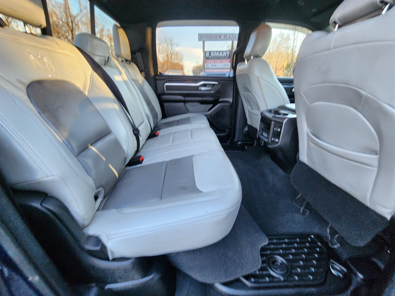 RAM 1500 Big Horn Crew Cab LWB 4WD 2019