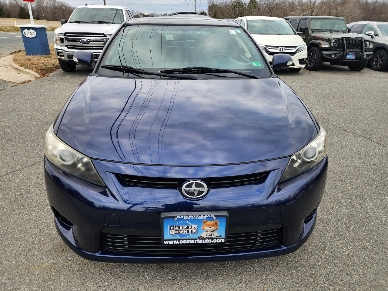 Scion tC Sports Coupe 6-Spd AT 2011