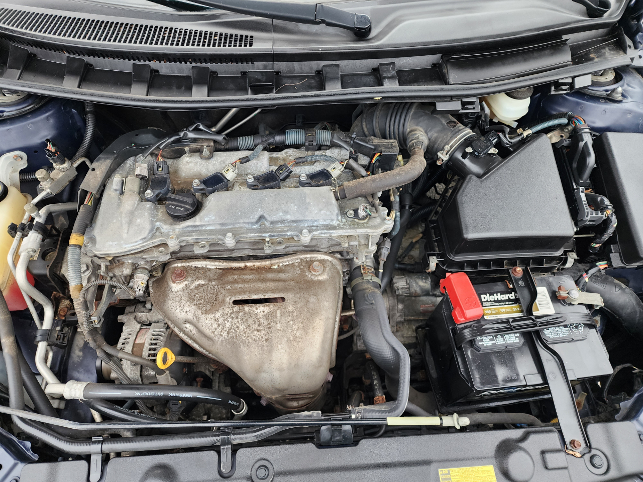 Scion tC Sports Coupe 6-Spd AT 2011